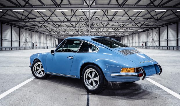 2019-voituresextravert-quintessenza-back