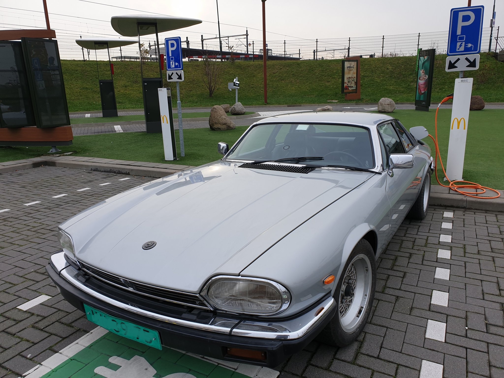 electric_XJS05