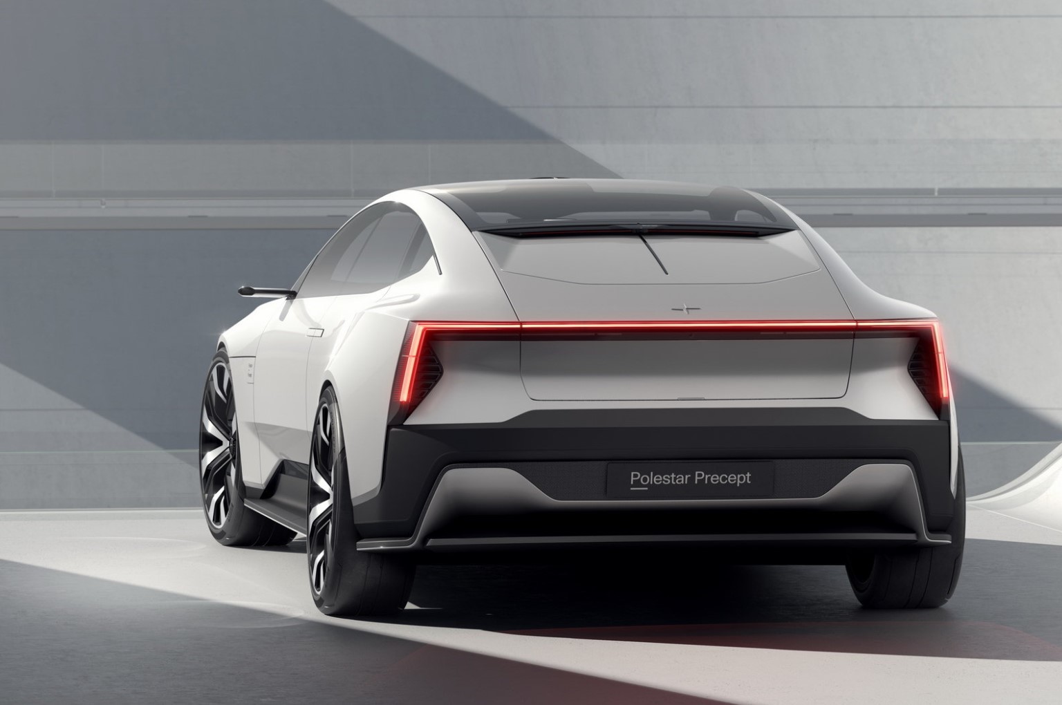 Polestar_Precept_02